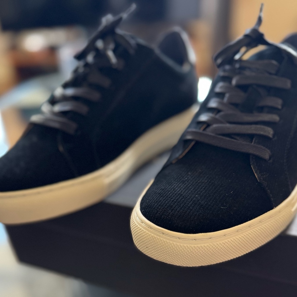 Banana Republic Suede Nicklas Sneakers Size 8.5 New